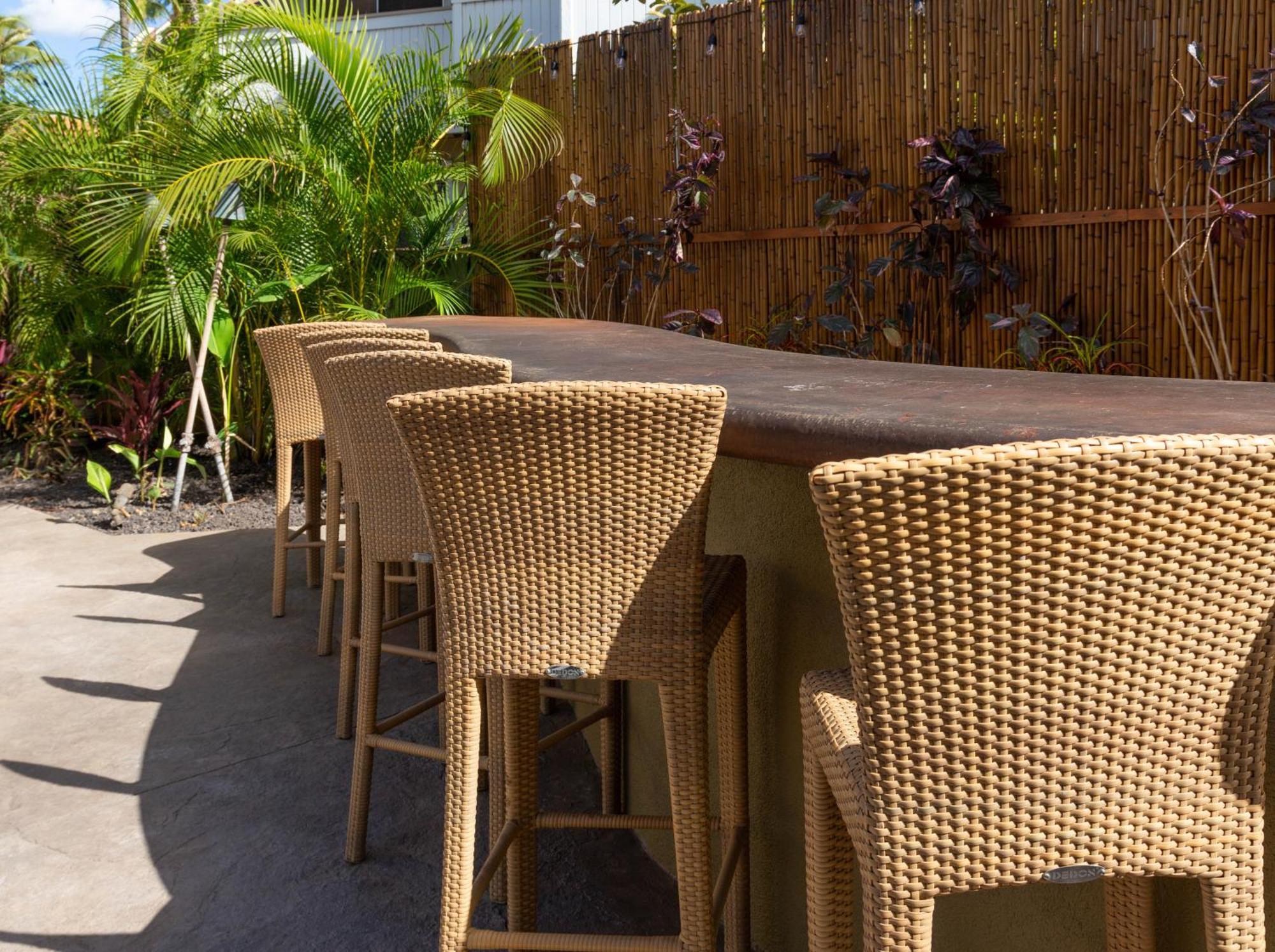Lotus Suite, 1 Bedroom, Sleeps 4, Pool & Bbq, Pre-Renovation Summer Sale Кихеи Екстериор снимка